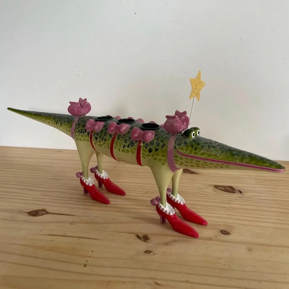 Patience Brewster Christmas Krinkles Alligator Candle Holder for Dept. 56 - Picture 1 of 13